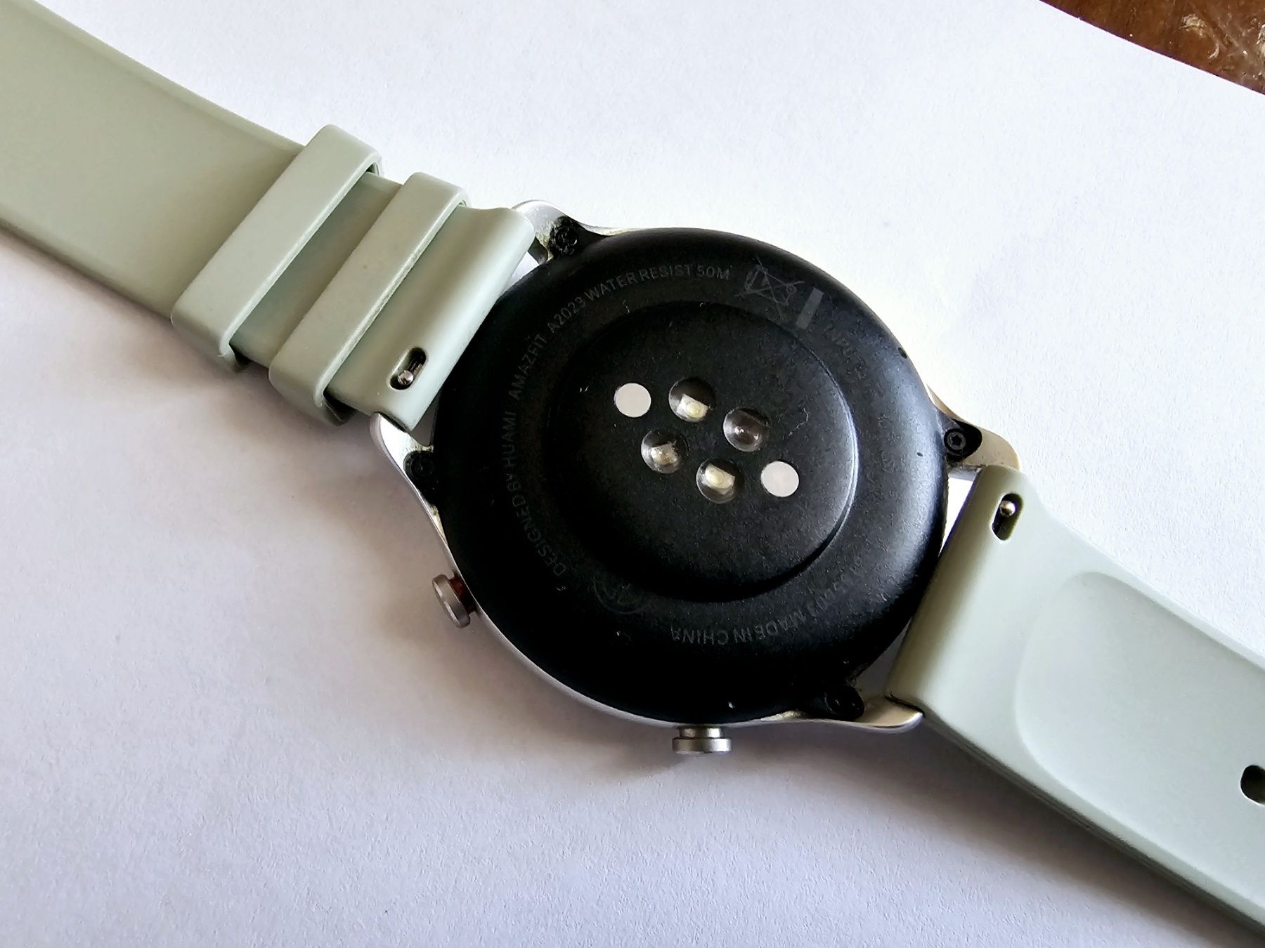 Смарт годинник Amazfit GTR 2e