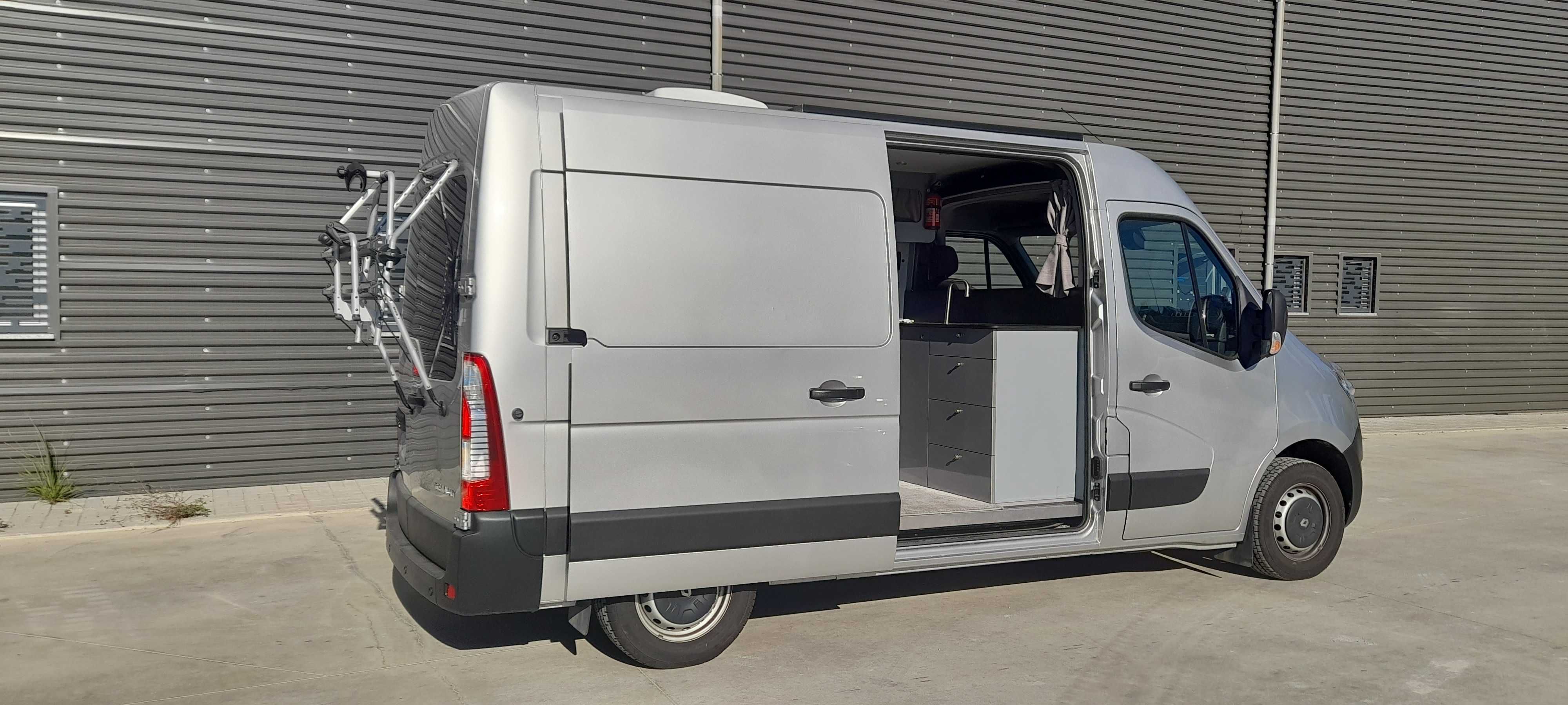 Carrinha Renault autocaravana