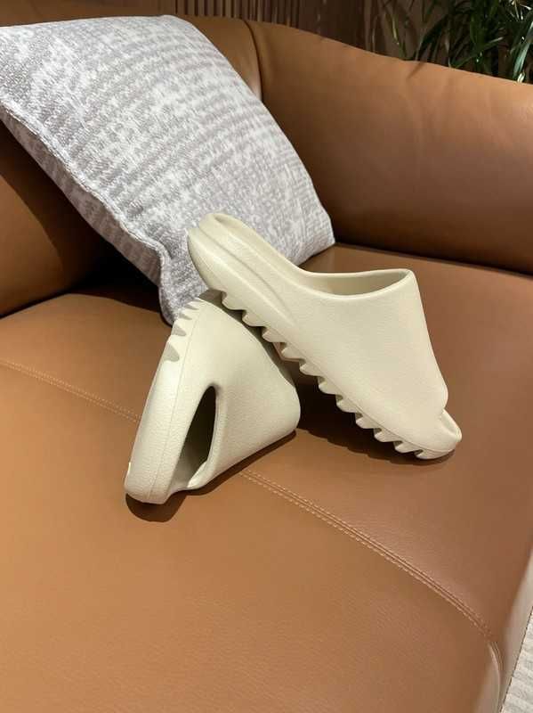 nowy adidas YeezySlide Biały Moda rozmiar.45