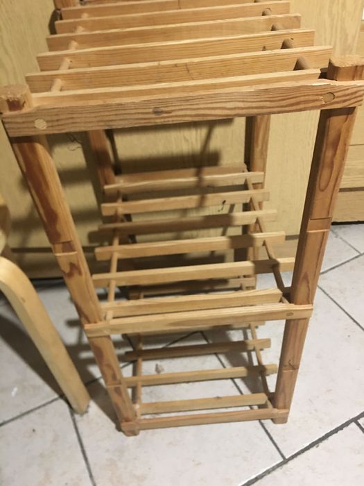 Sprzedam stojak na butelki do wina