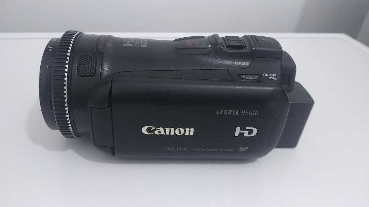 Відеокамера Canon legria HF G10