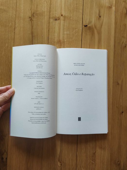Livro "Amor, ódio e reparação"
