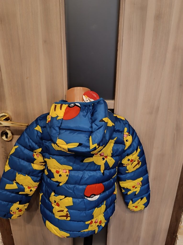 Nowa kurtka przejściowa Pikachu rozm 134