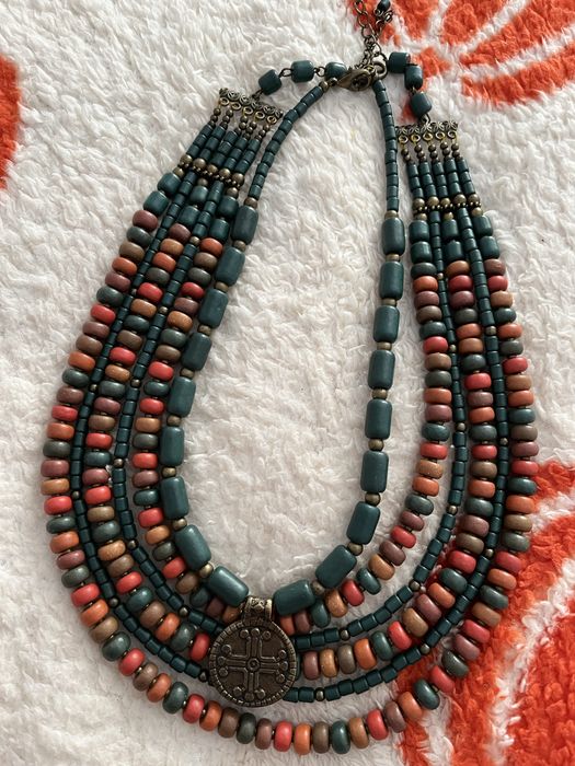 Коралі жіночі набір з двох прикрас