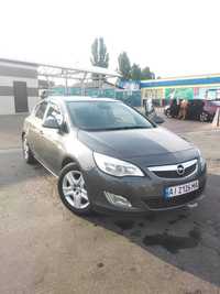 Продам Opel astra j