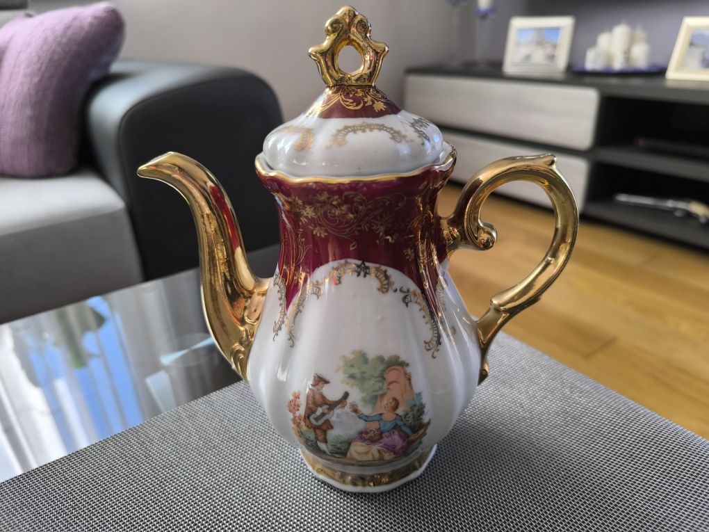 Serwis na 12 osób włoska porcelana