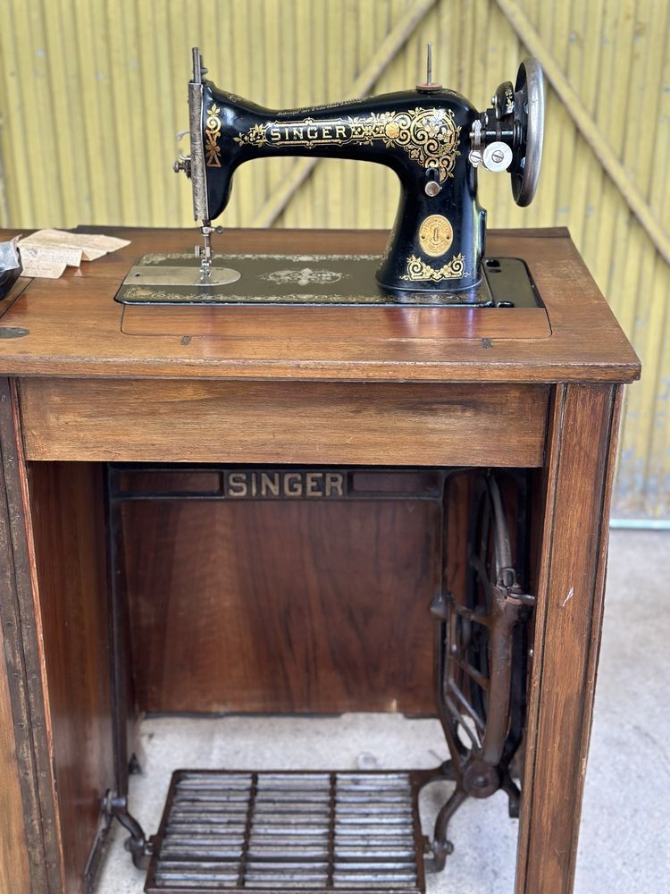 Maquina de costura Singer