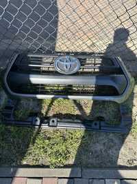 Grill atrapa toyota hilux VIII 2020