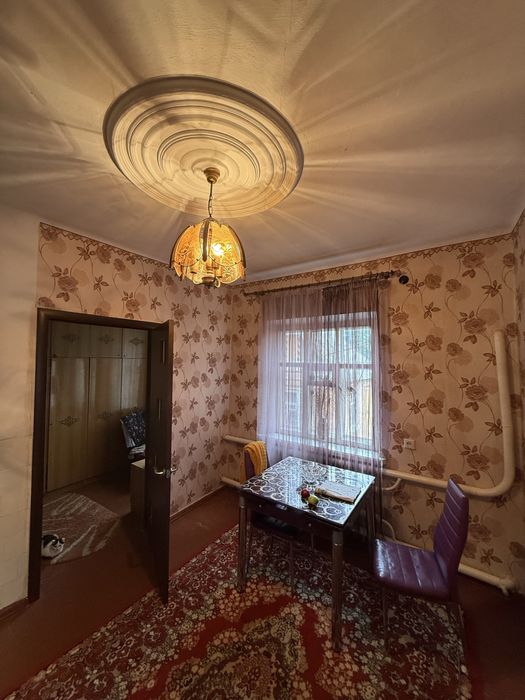Продается хороший газифицированый дом. Славянск.