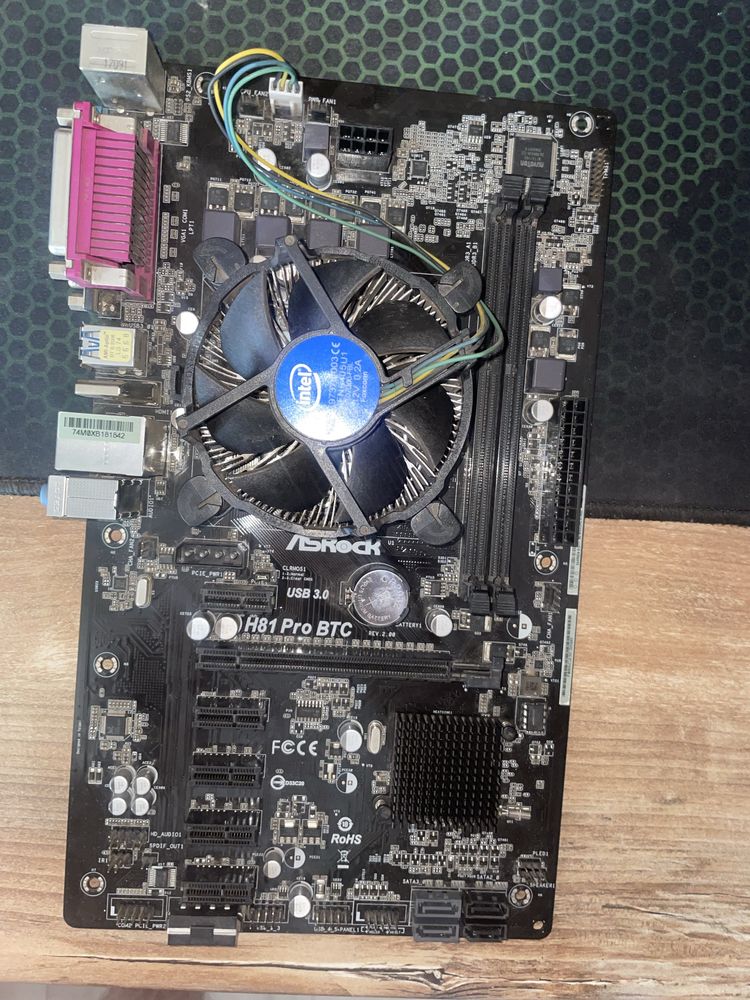 Под ремонт или запчасти AsRock H81 Pro BTC