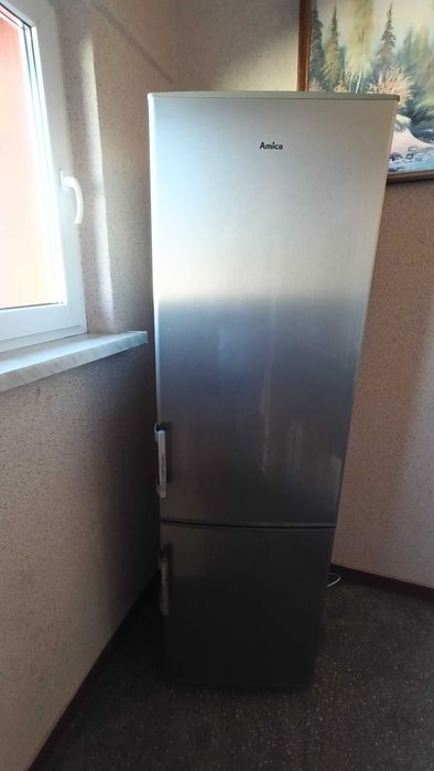 Lodówka AMICA w dobrym stanie