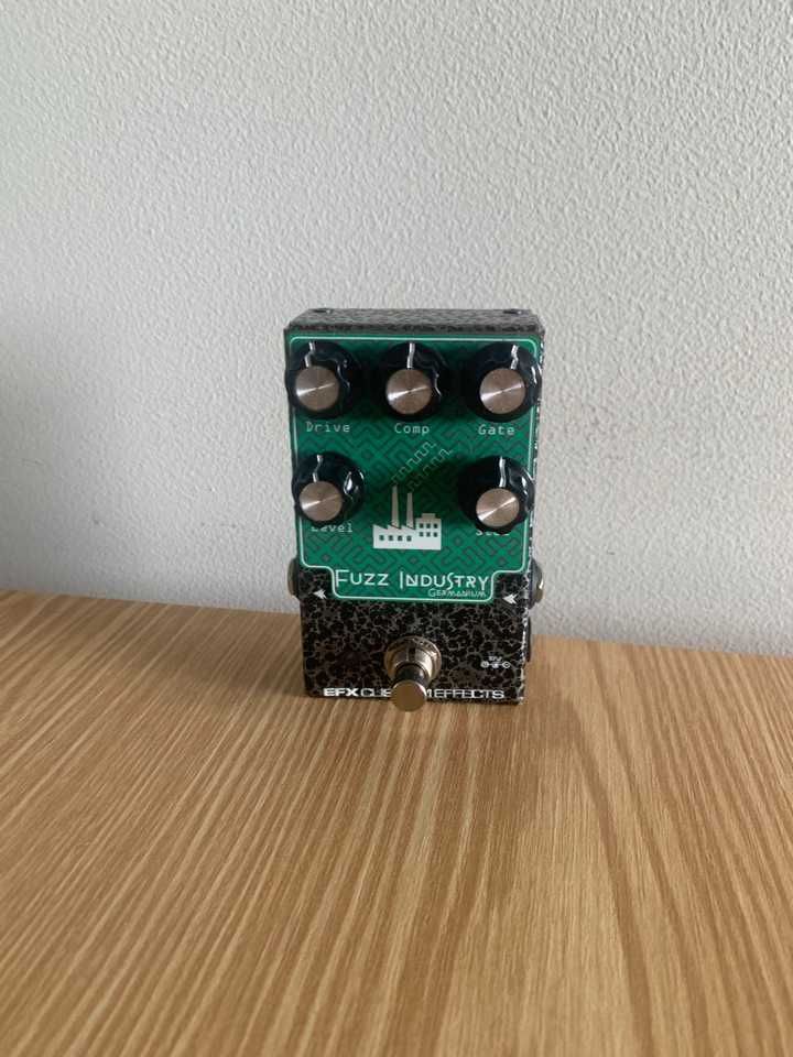 EFX Custom Effects - Fuzz Industry