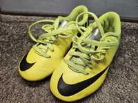 Korki Nike Jr. Mercurial 27,5