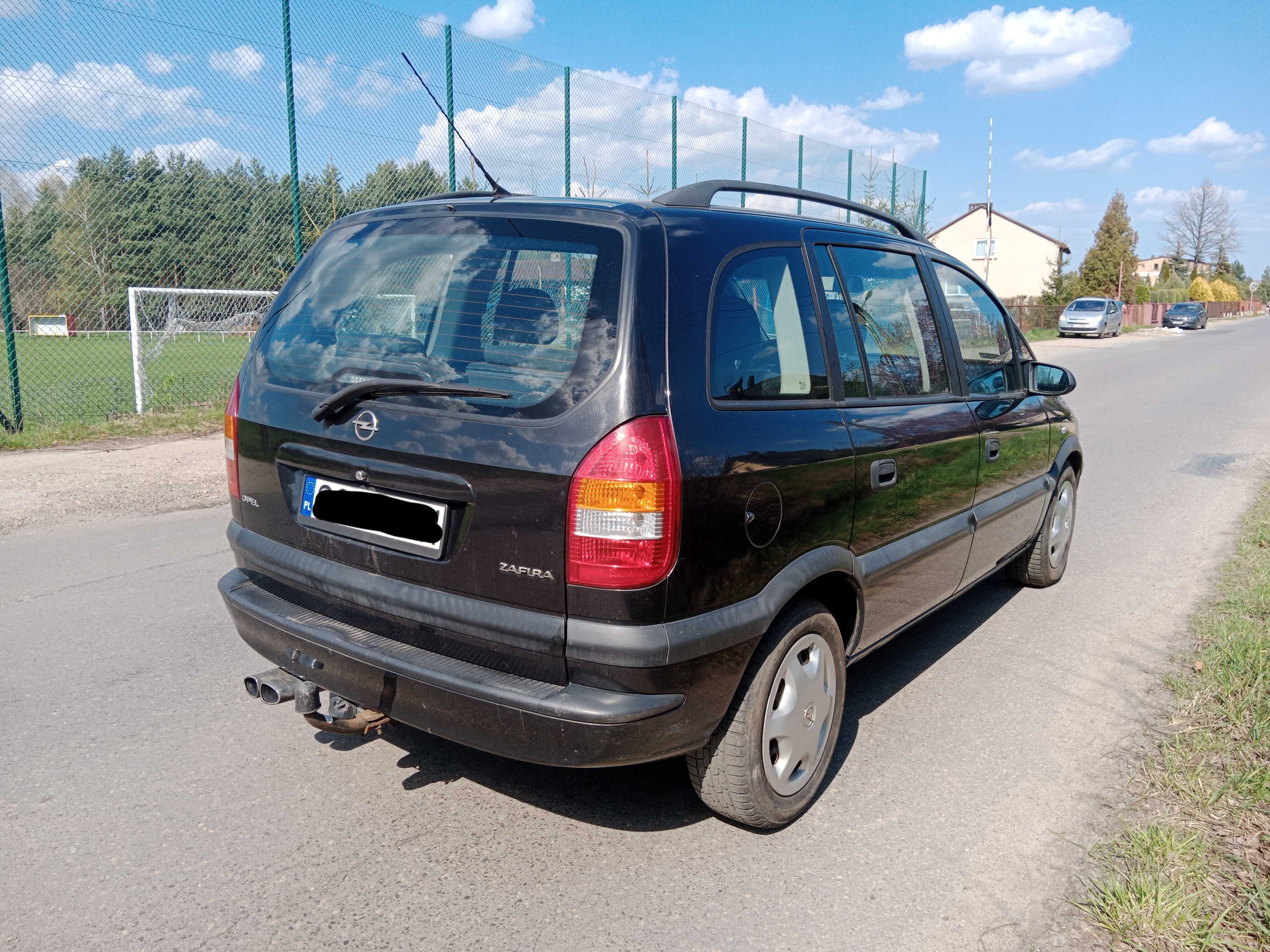 Witam mam do sprzedania Opola Zafira A 2002rok silnik 1.8 z gazem