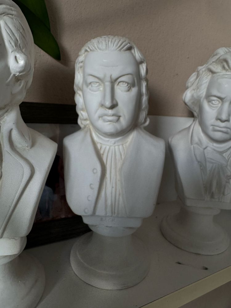 zestaw popiersi kompozytorow - Mozart, Bach, Beethoven