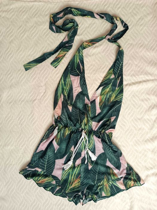 Zwiewny krótki kombinezon bez pleców Shein liście dżungla