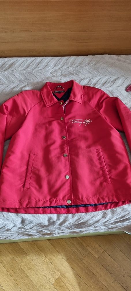 Куртка жіноча, червоного кольору, S, Tommy Hilfiger