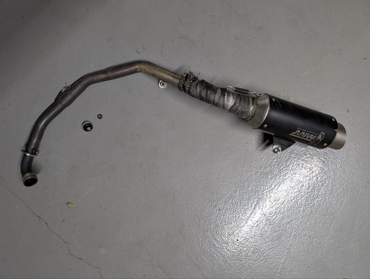 Escape MIVV GP Pro Black Honda CB125R