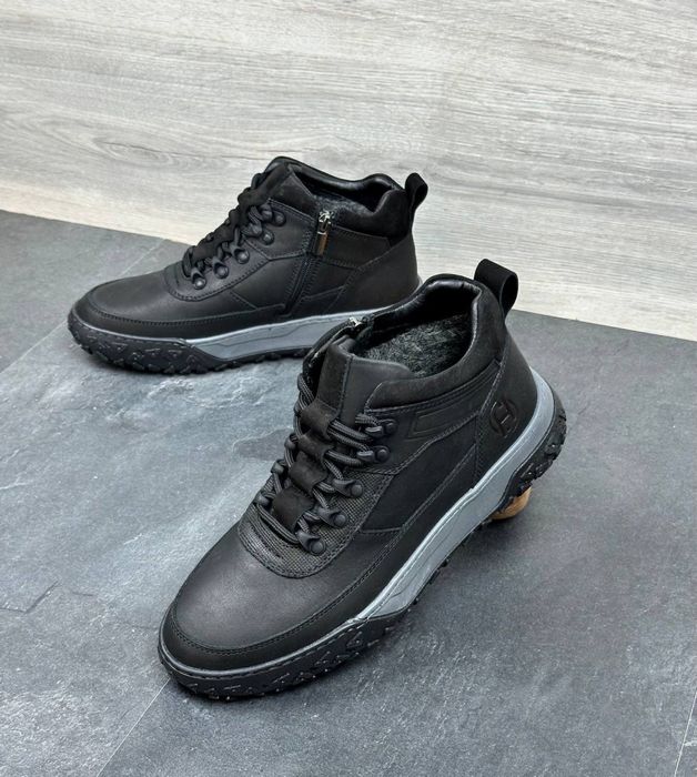 Чоловічі зимові шкіряні черевики