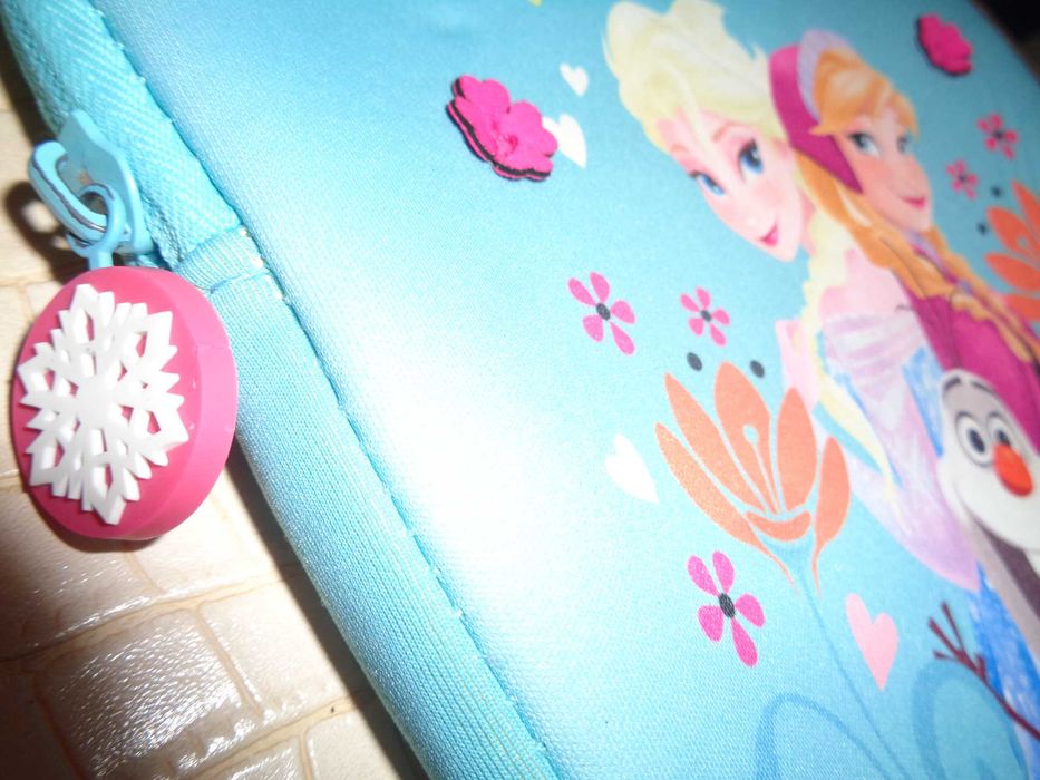 Disney FROZEN Kraina Lodu miękkie etui na tablet iPada pokrowiec zamek