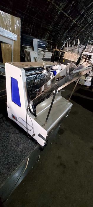 Хлеборезка настольяная,Фритюрница