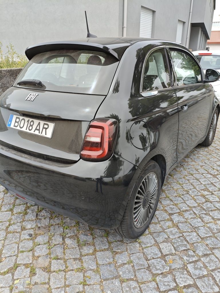Fiat 500 elétrico Icon 42 kW 300km