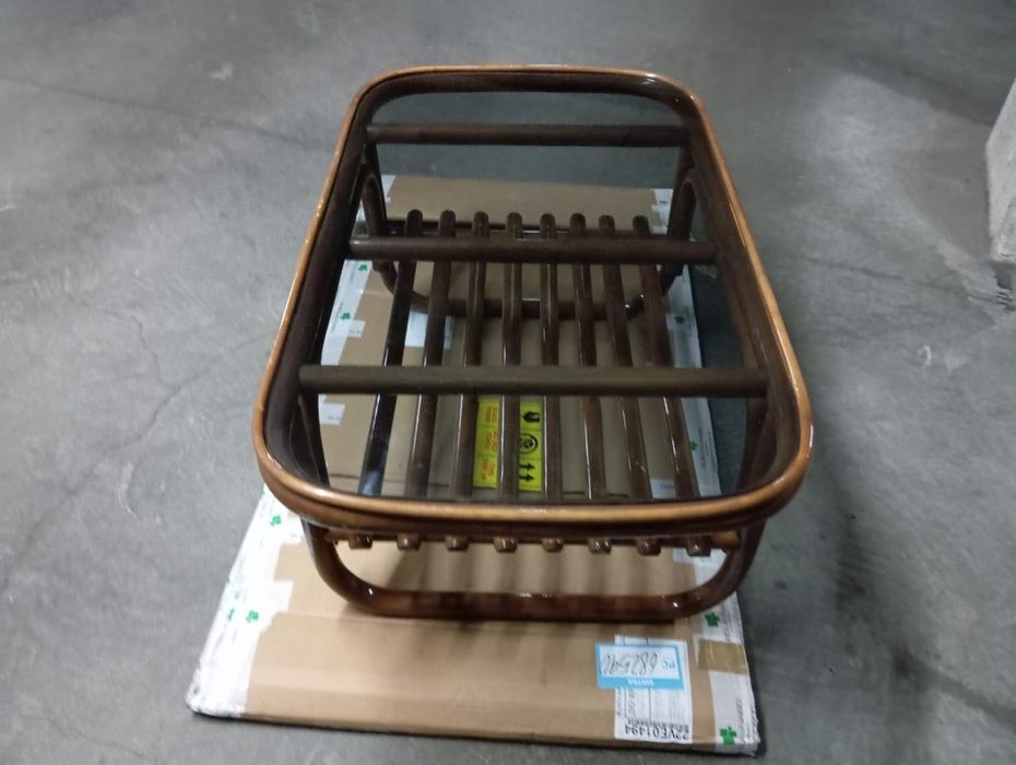 Mesa bambu com tampo em vidro