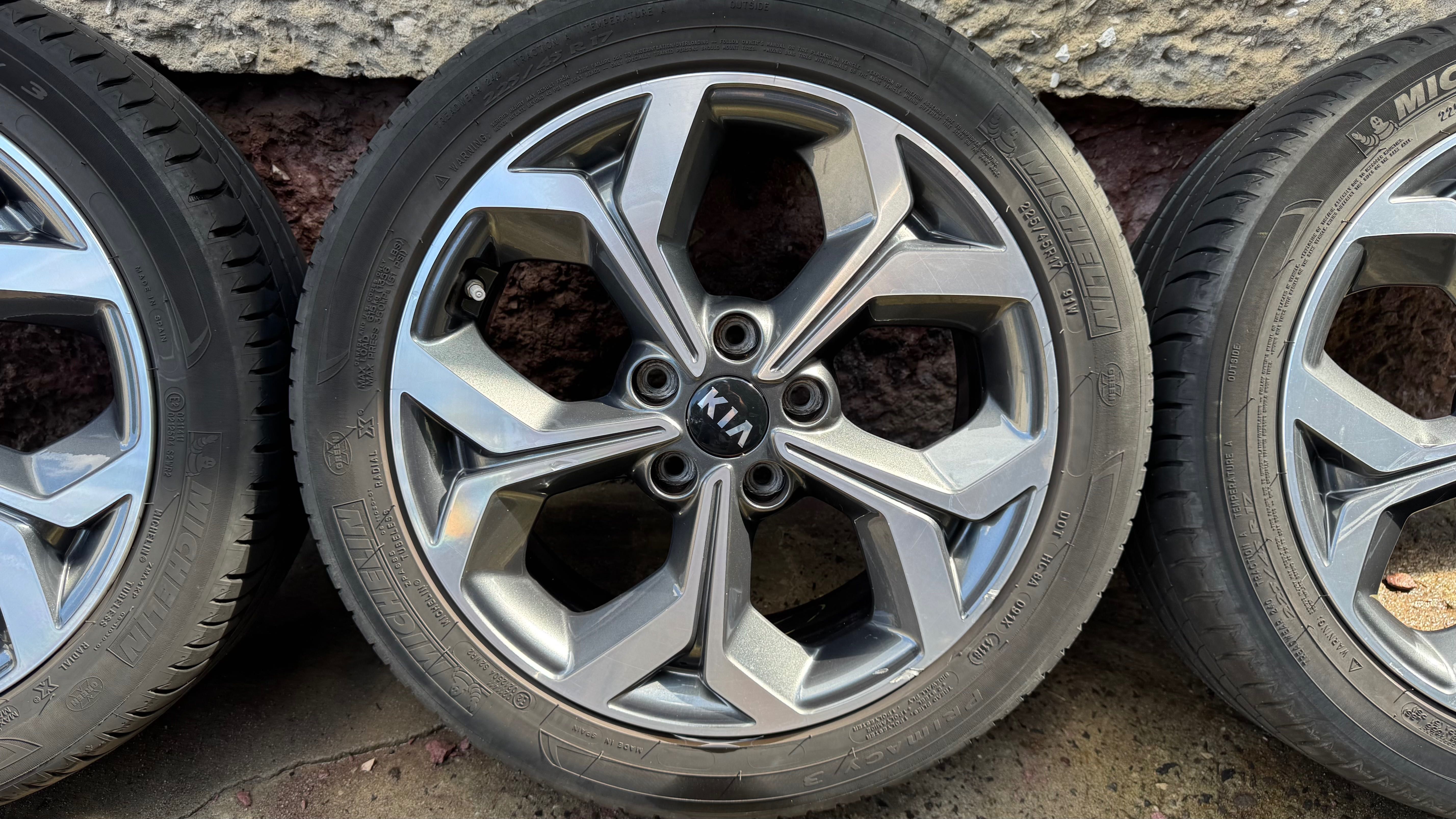 Felgi aluminiowe Komplet kół Kia Ceed Proceed GT 17" 225/45/17
