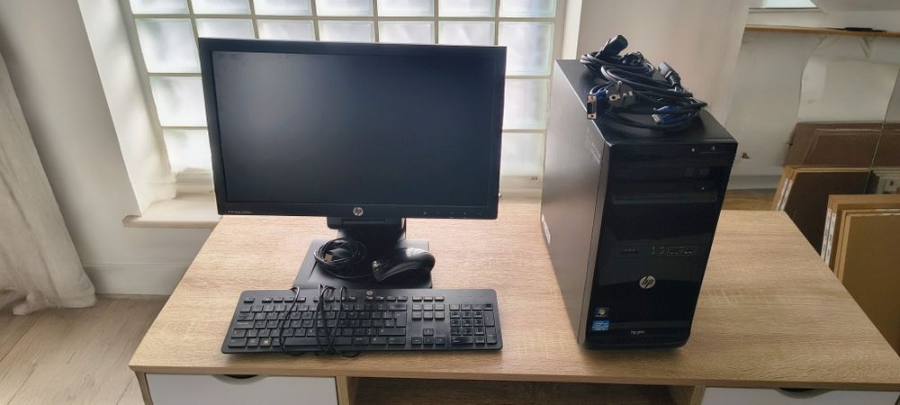 Zestaw komputerowy HP , nie zawiera monitora