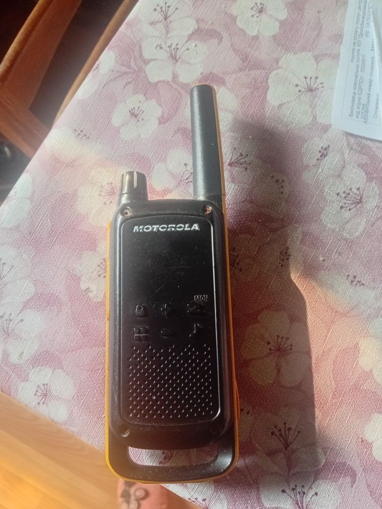 Продам рацію Talkabout t82