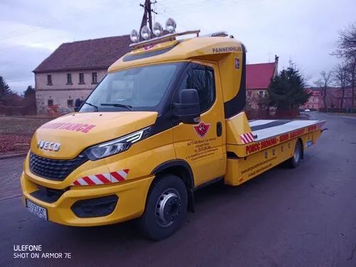 Iveco 70C18  Samochód Specjalny - Pomoc Drogowa - Kabina sypialna