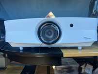Projektor optoma UHZ65LV + uchwyt do montazu