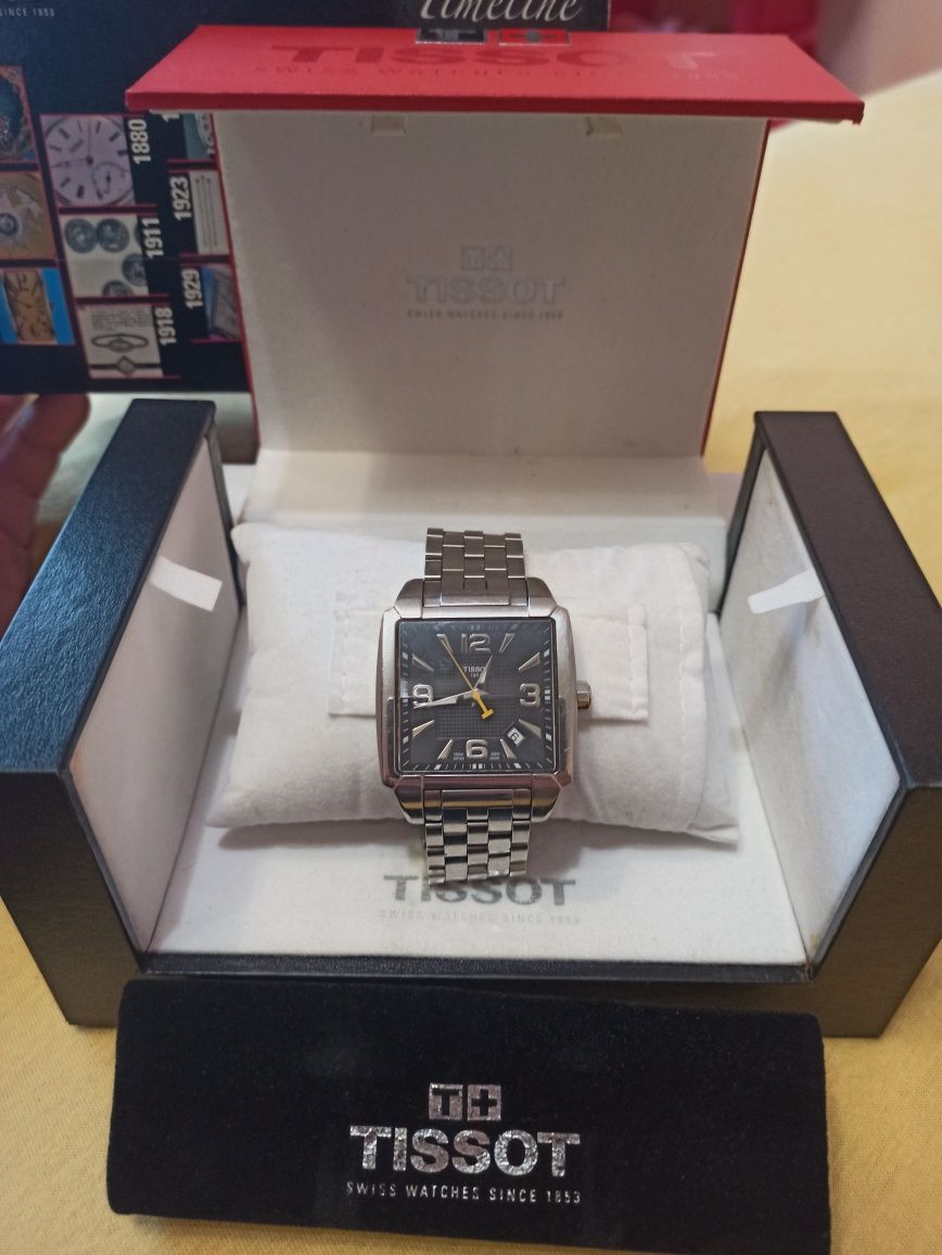 годинник TISSOT T005.510A