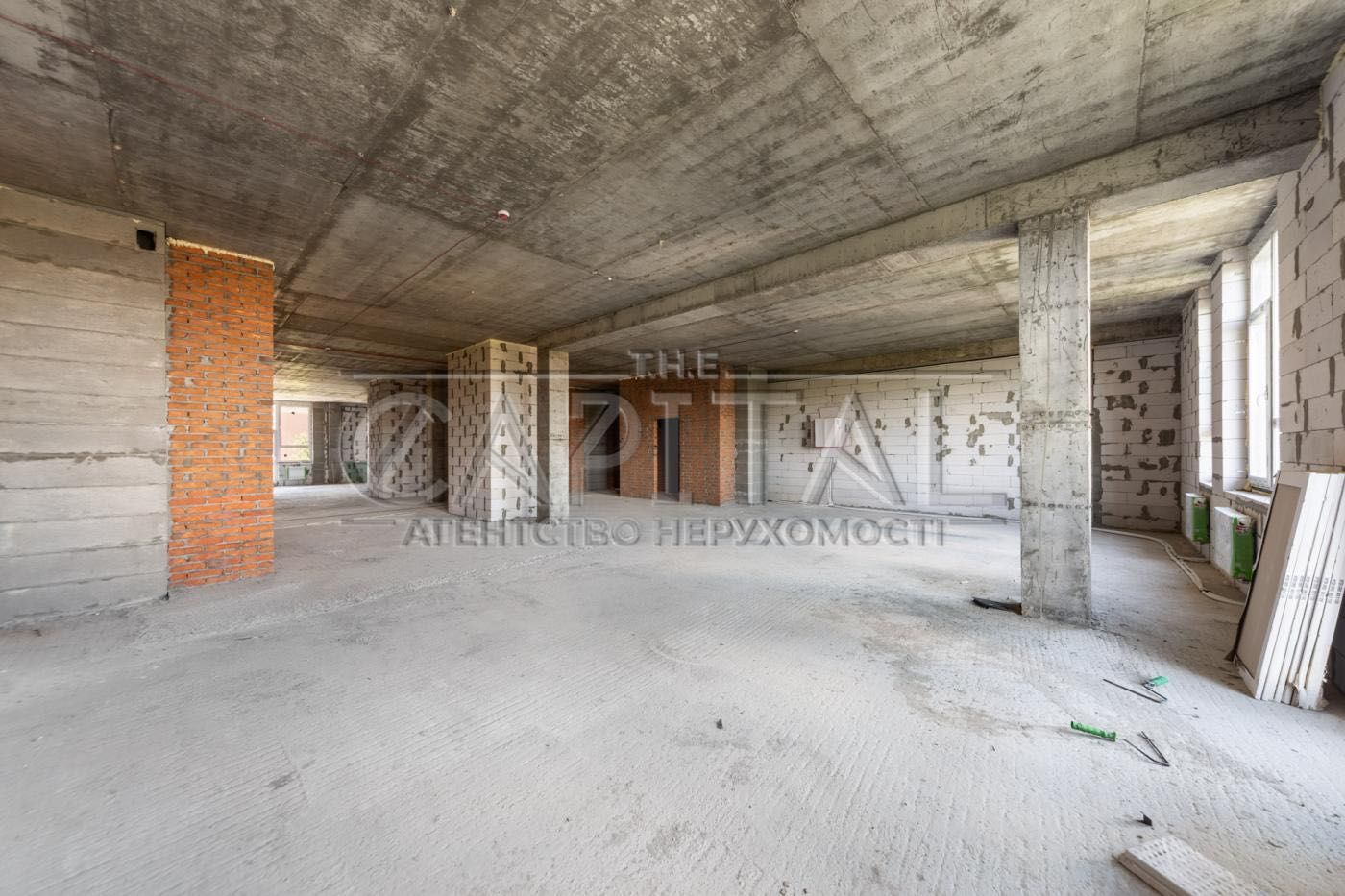 Продаж 3-х поверхів 3000м² діючий ТРЦ Софія City\Софіївська Борщагівка
