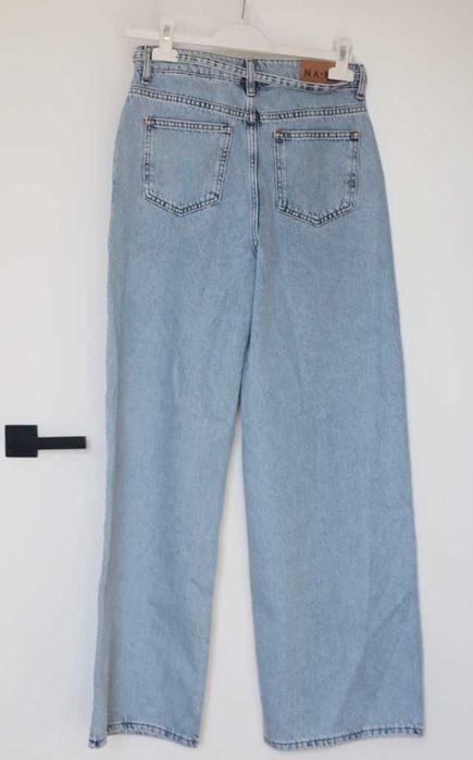 Jeansy damskie NA-KD Slouchy dzwony flare mom jeans spodnie jeansowe