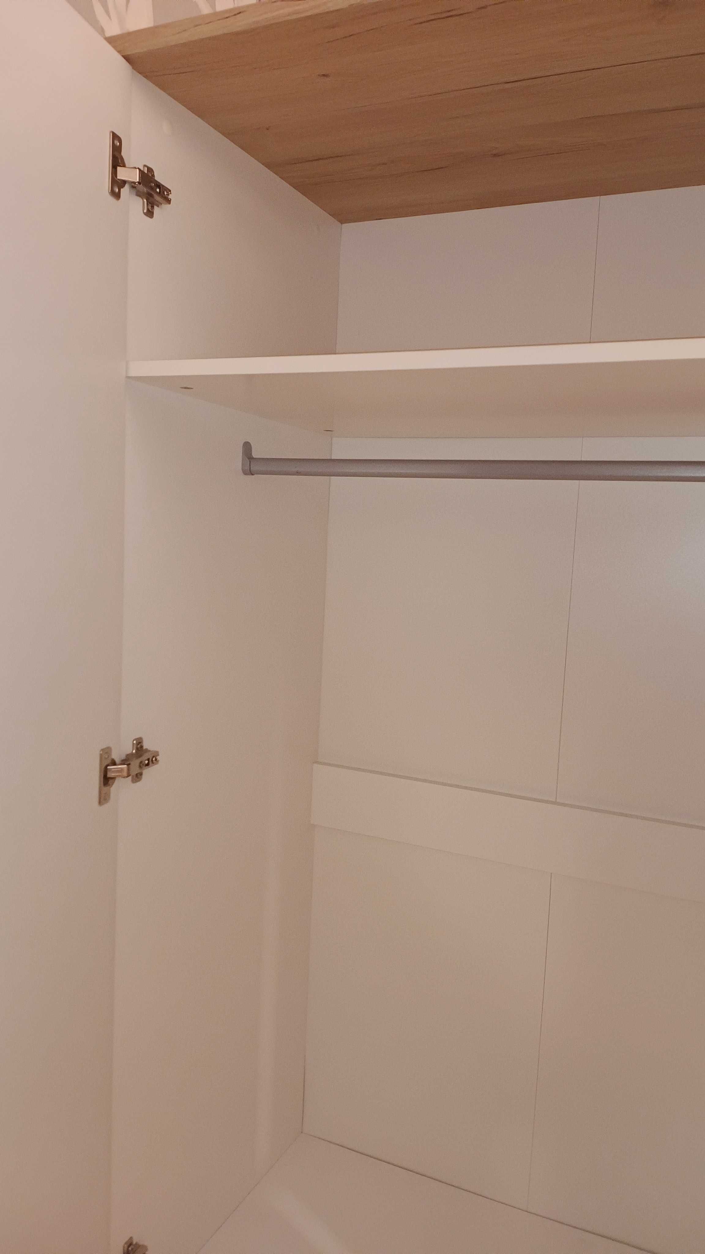 Szafa do pokoju młodzieżowego Amazon Typ 20 Meble Wójcik uchwyty LILA