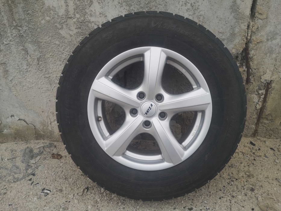 Резина 215 70 R16 зимова на дисках