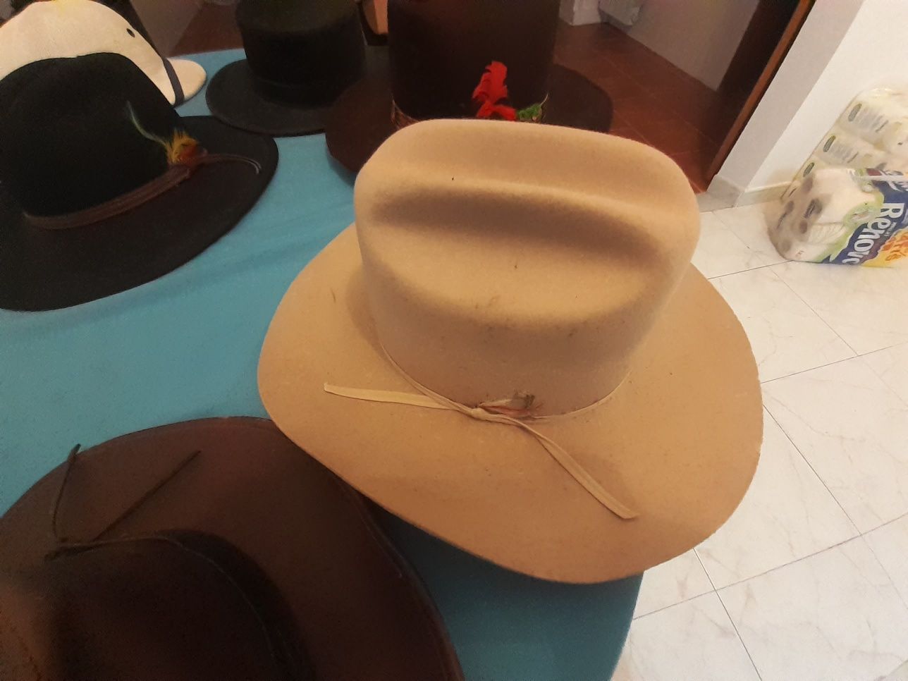 Chapeus vintage anos 80