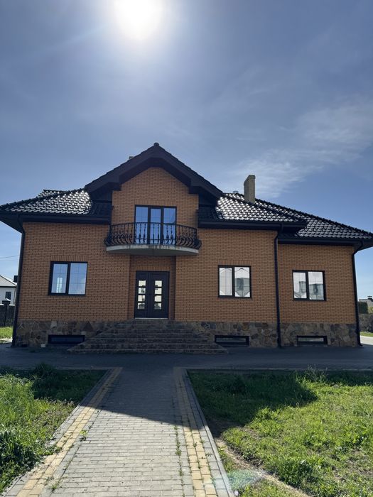 Продаж будинку в с. Струмівка
