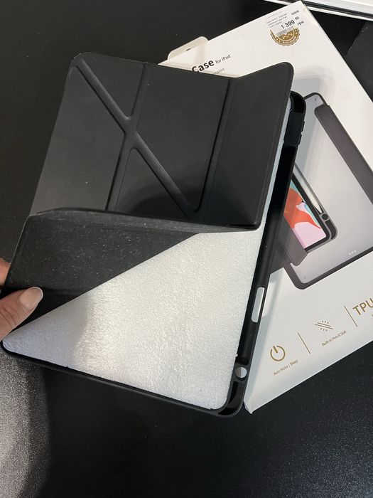Чехол для iPad 10.9 и 11