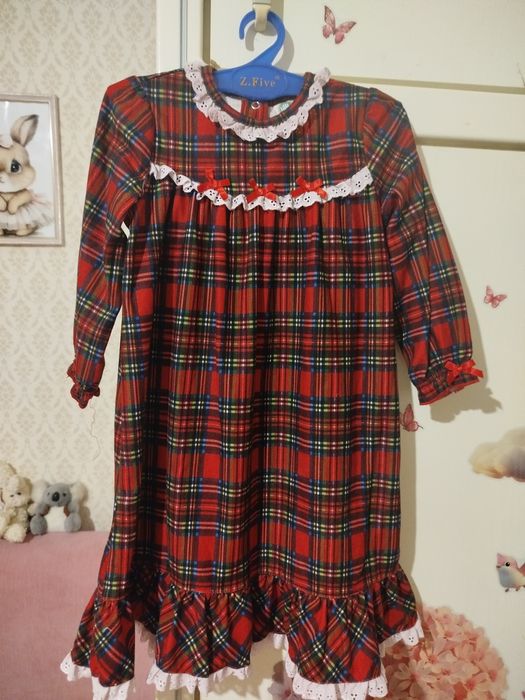 Лот суконь, плаття на дівчинку