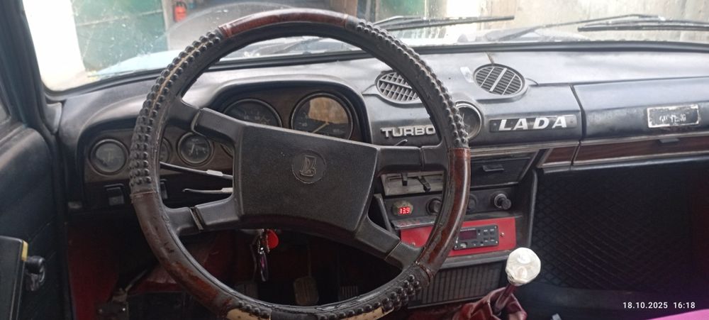 Авто.  ВАЗ 2106 1.3см