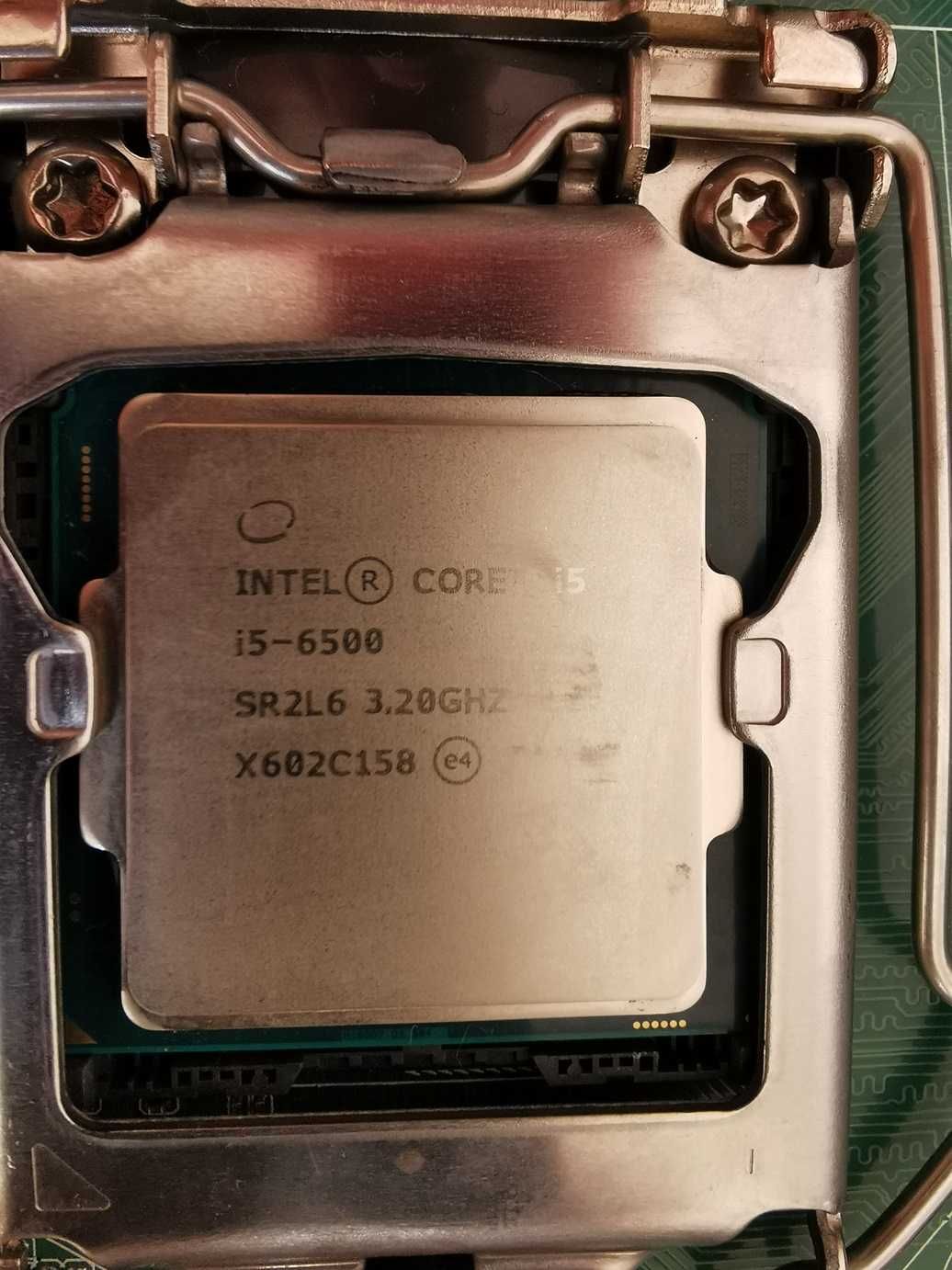 Dell (i5-6500, 8GB DDR3L-1600Mhz, płyta główna, zasilacz )