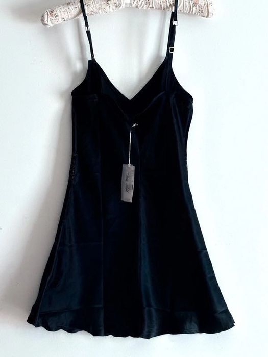 Jedwab Intimissimi jedwabna koronka halka koszula nocna czarna basic