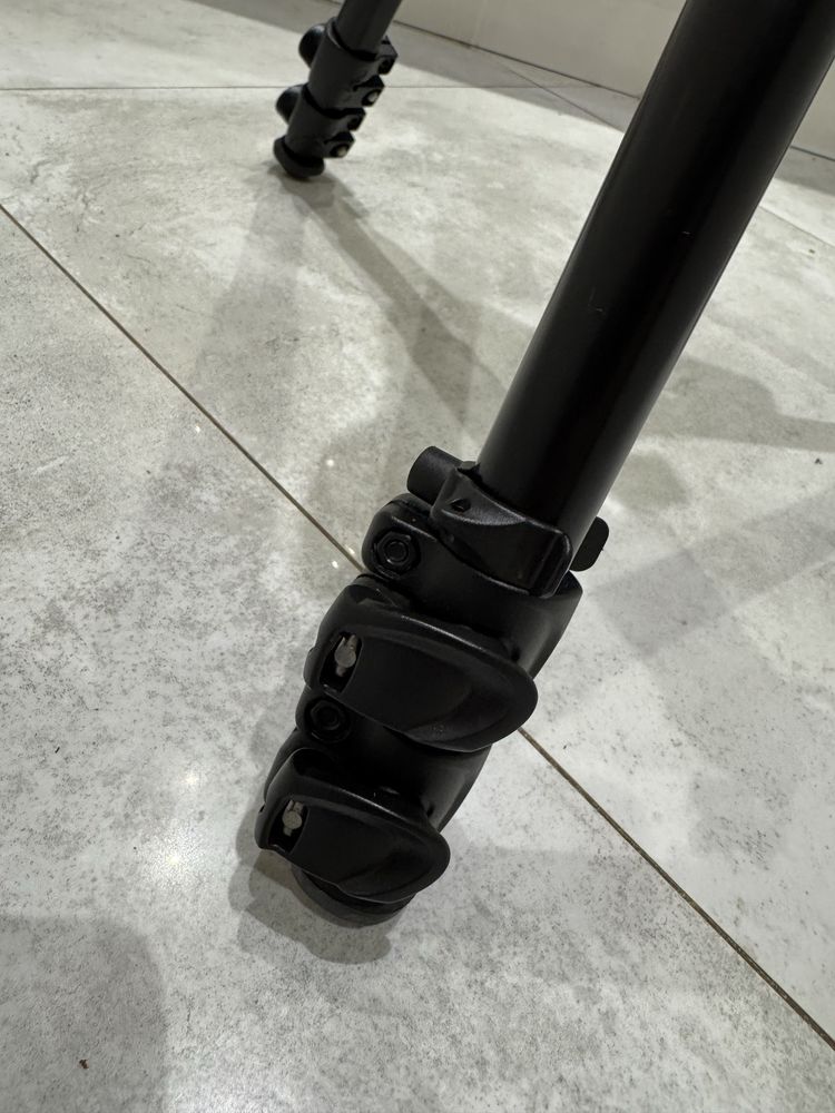 Statyw Manfrotto 290 Dual z głowicą i torbą