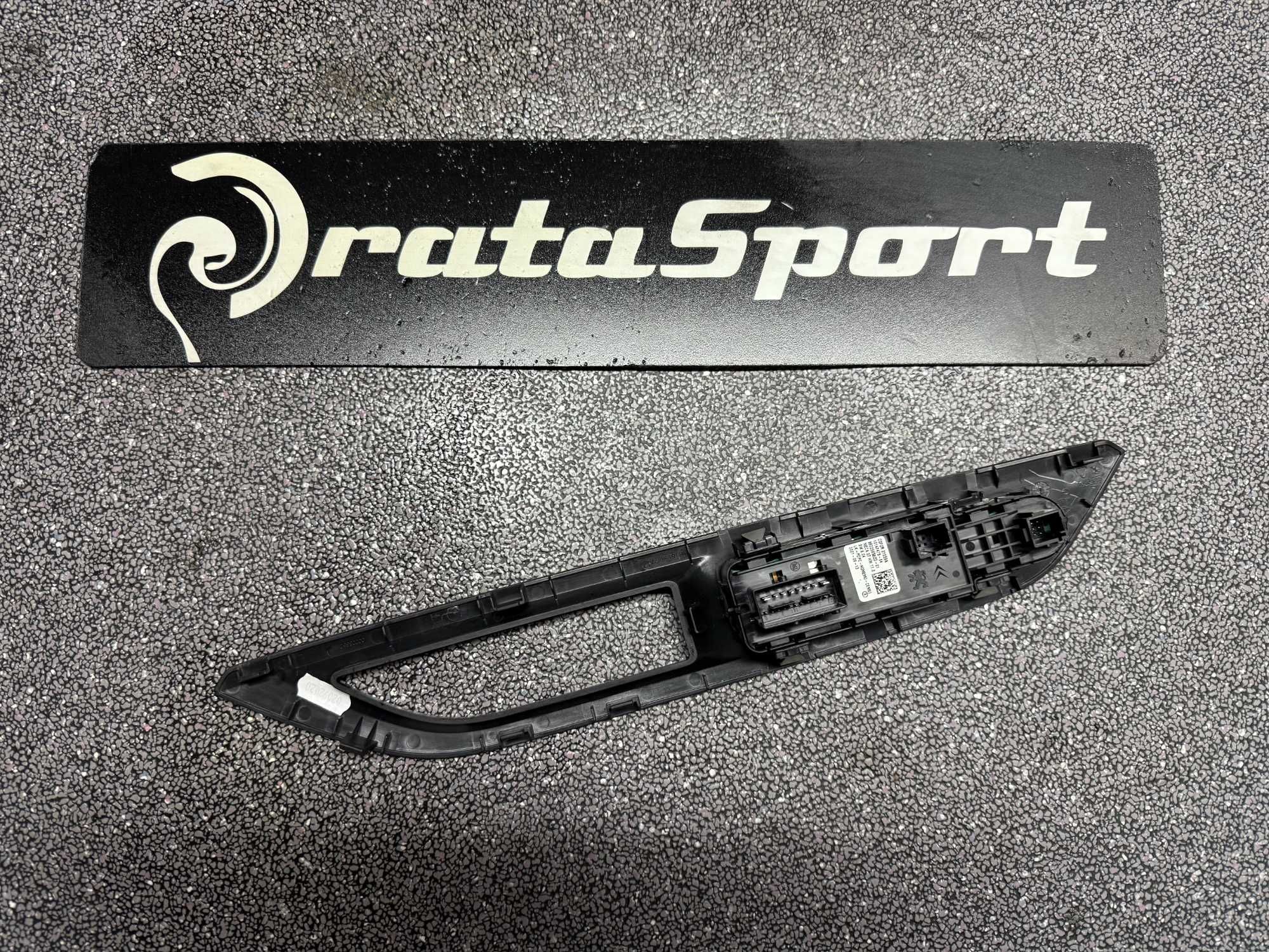 Botões dos Vidros Retrovisor Porta Condutor Peugeot 3008 / 5008