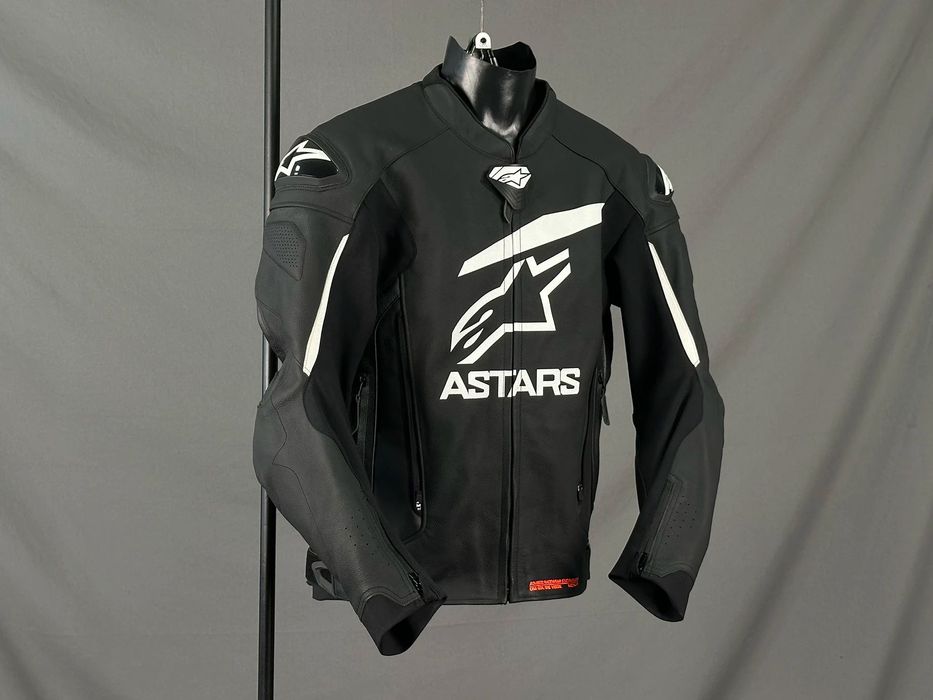 Мотокуртка Alpinestars, Dainese, Macna GP Plus R v4