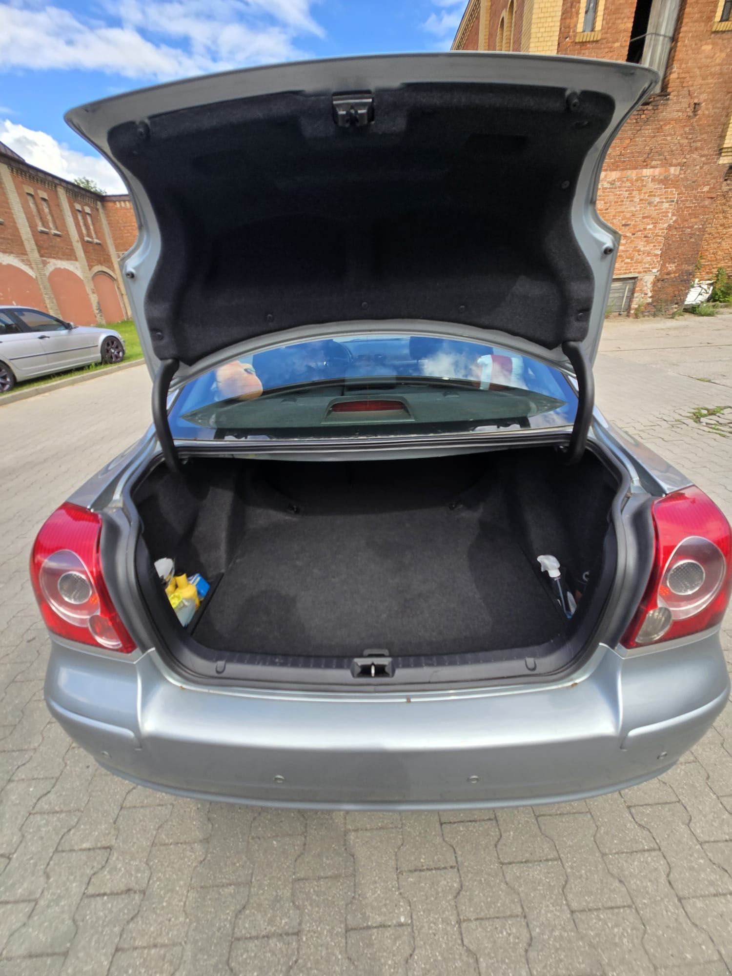 Toyota Avensis  2-0D4D