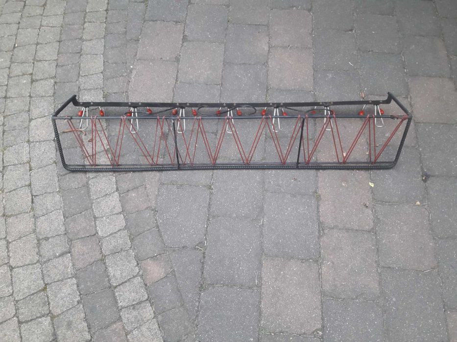 wieszak na ubrania z PRL u