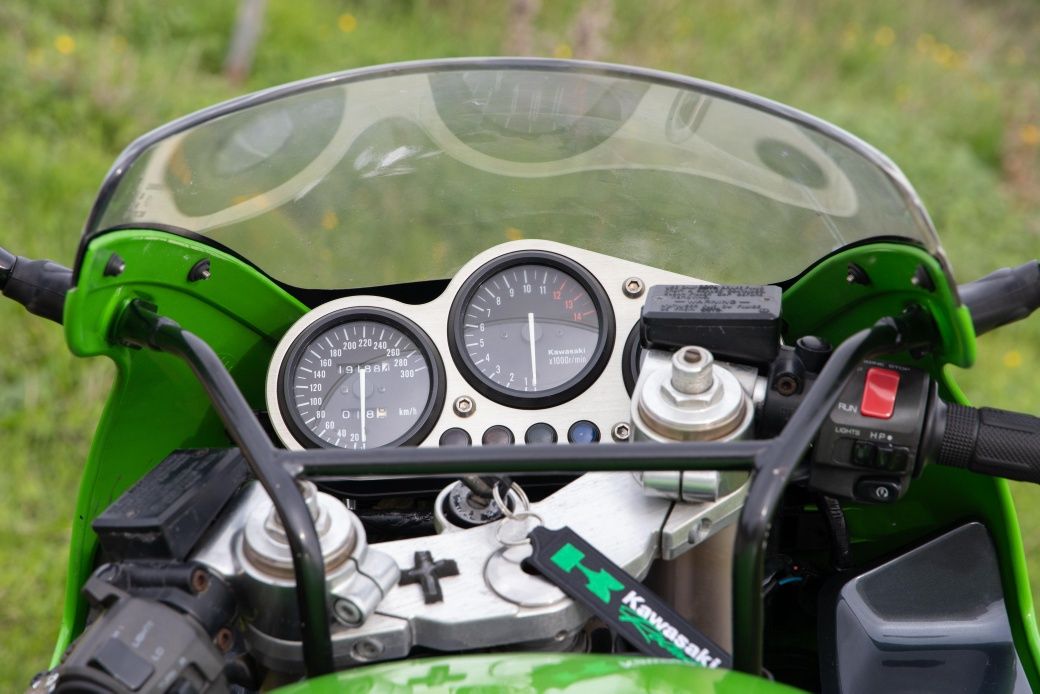 Kawasaki Ninja ZX-9R 1997